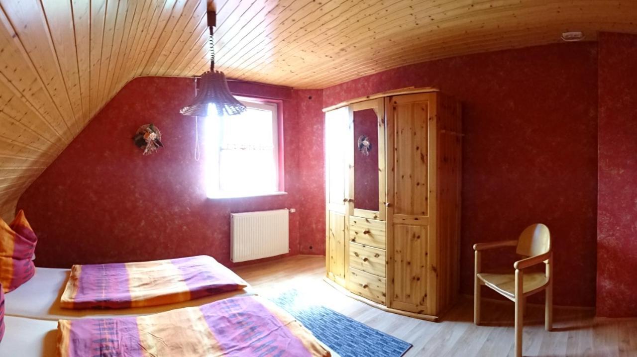 Ferienhaus Im Urigen Garten Bzw Eulenhaus Zingst Eksteriør bilde