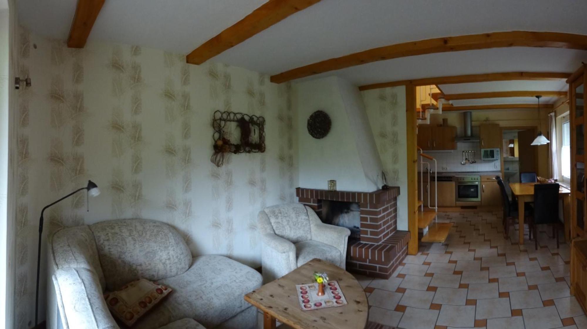 Ferienhaus Im Urigen Garten Bzw Eulenhaus Zingst Eksteriør bilde